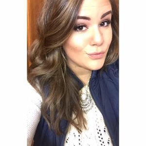 Meet your Posher, Amanda